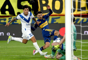 EL ‘XENEIZE’ IGUALÓ CON VÉLEZ